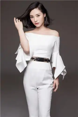 汤晓菲老歌新唱致敬经典演绎多样人生