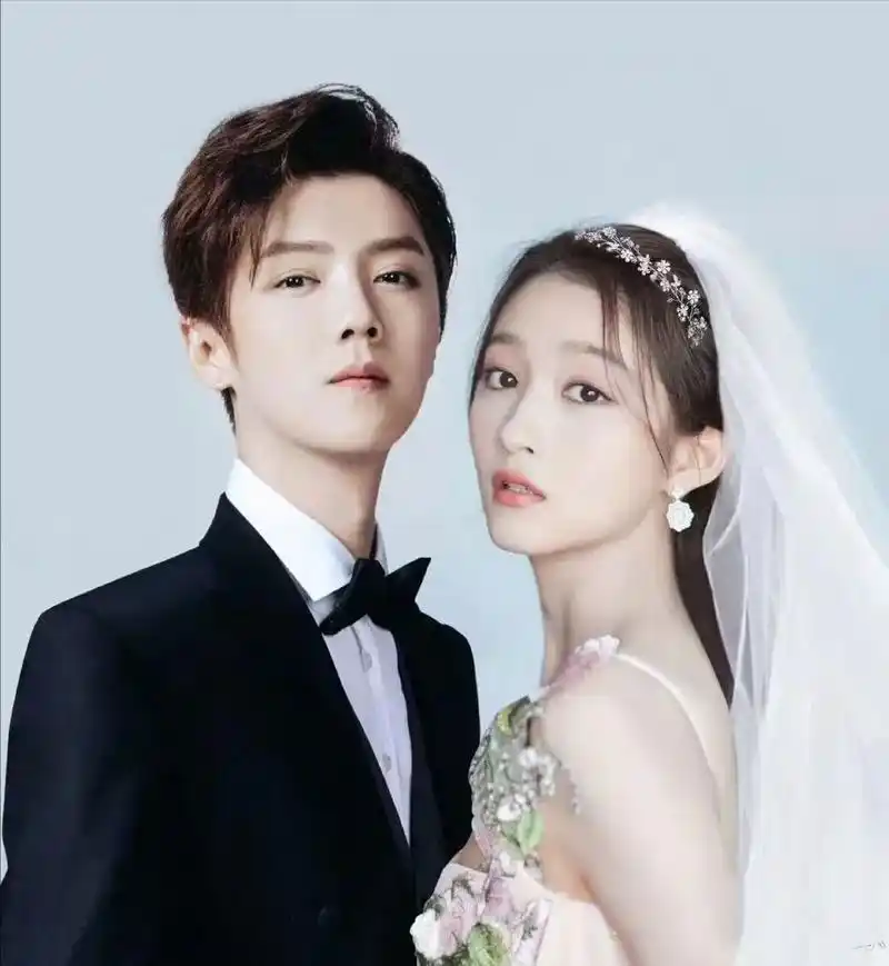 恩爱情侣只是假象,鹿晗公开关晓彤恋情的原因曝光,果然是和热巴脱不了