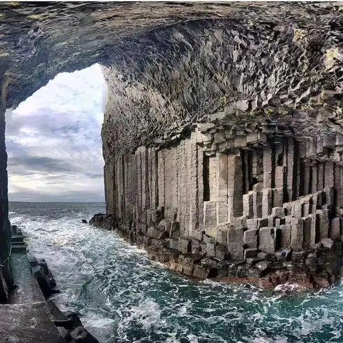 世界上10个最怪异的地质奇观