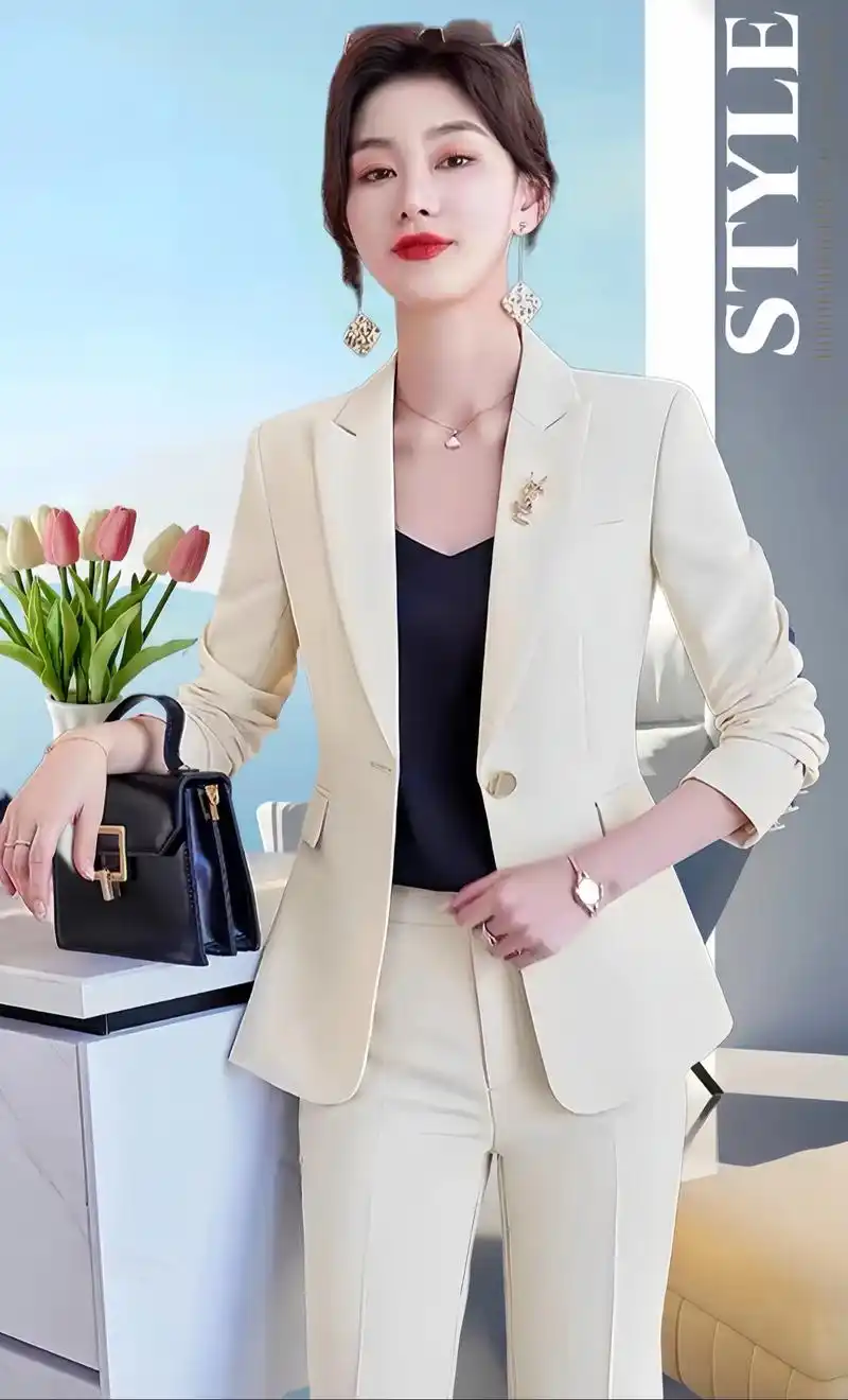 这款米色小西服套装女秋季新款韩版修身休闲外套英伦风高级感职业西装