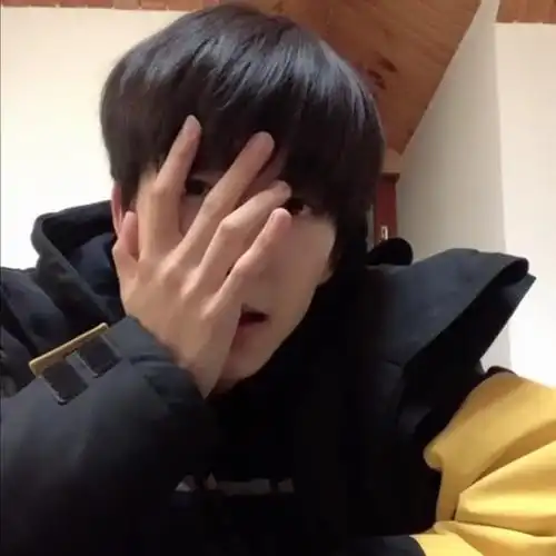 贺峻霖 多可爱一小男孩啊