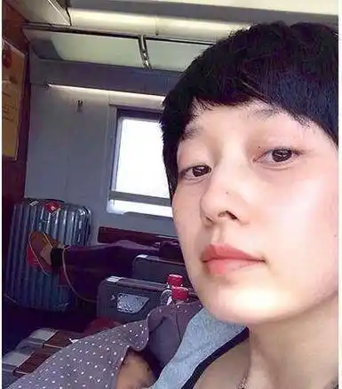 安以轩产后美颜过度,女儿成了锥子脸,老公比汪小菲更好_陈荣炼_状态