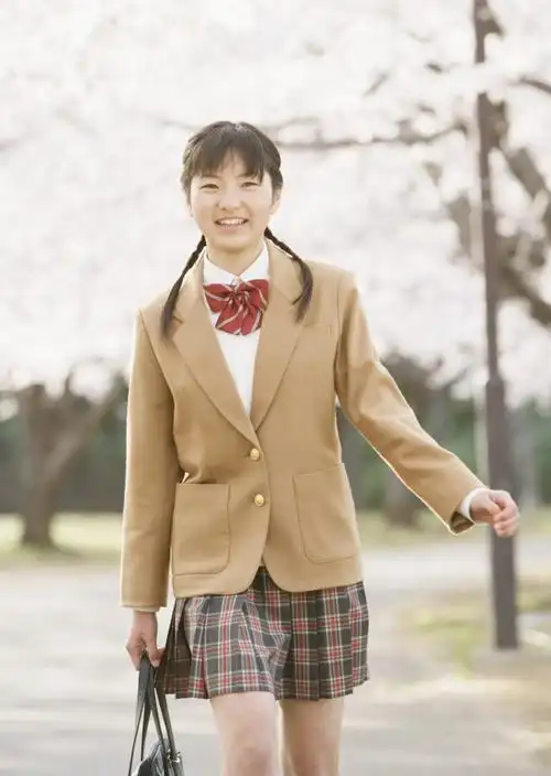 青涩初中女学生第62张