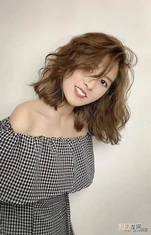 夏季爆款发型来了 女生纹理烫发型2022( 二 ) _生活百科