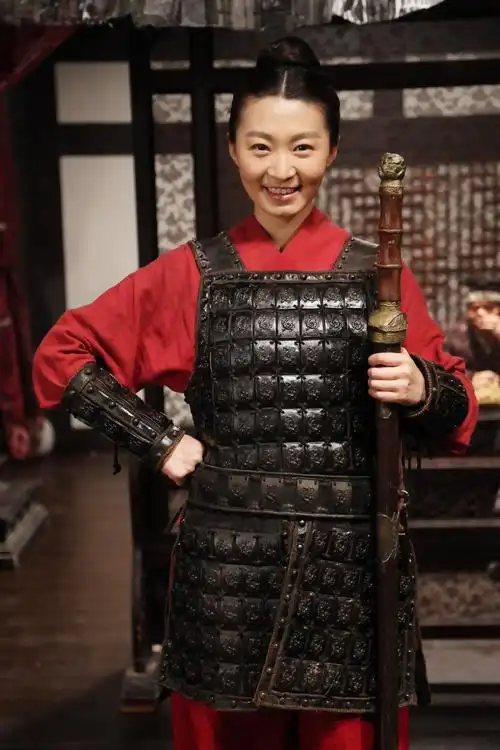 王靖蕊姓名:王婧蕊生日:9月10日现居地:北京籍贯:天津身高:170cm体重