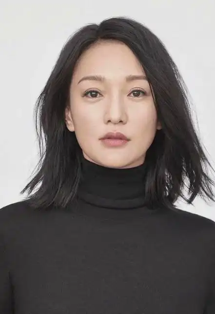 43岁周迅素颜近照长这样,网友:这气质比章子怡范冰冰出众_网易订阅