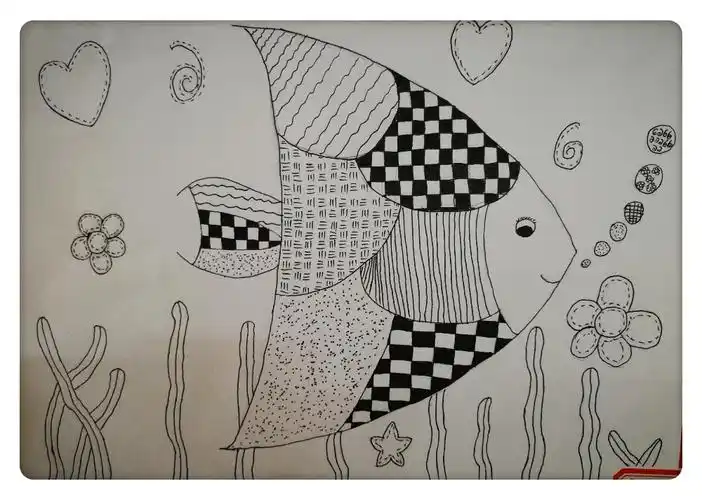 六(5)班   应雨婕 《海底世界》