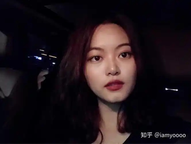 有欧米伽ω下巴,也就是所说的美人沟下巴是一种怎样的体验?