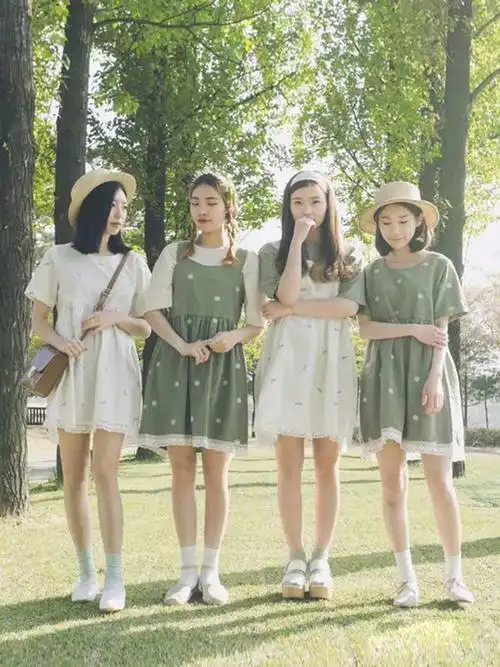 女生必学的合影拍照技巧 学会每张合影都是高大尚!