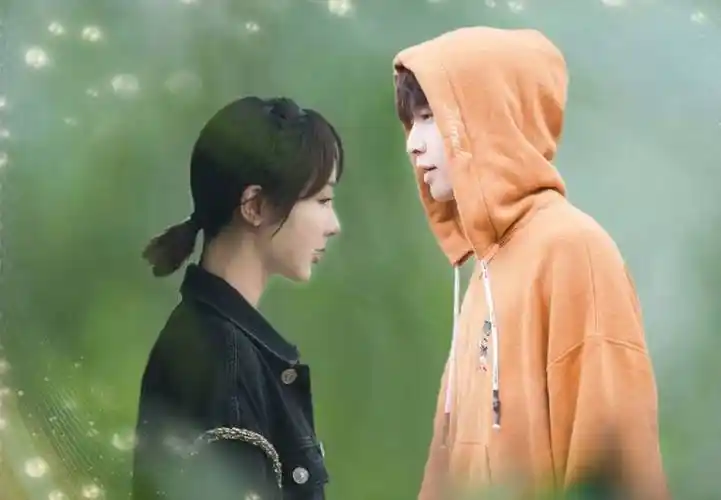 杨紫和张艺兴的绯闻不仅没有平息,反而不小心圈了一波cp粉