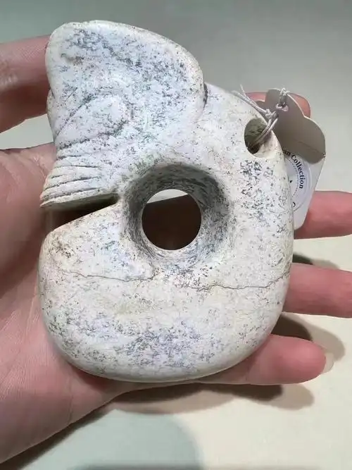 湖北出土红山玉器