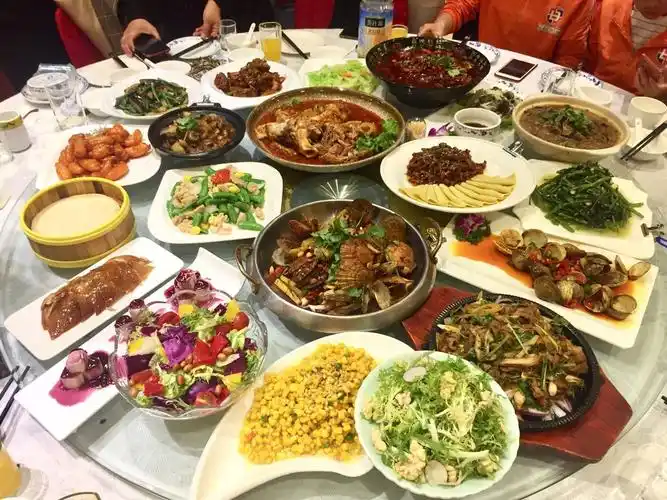 同时并为过生日的老师举行了生日聚会!