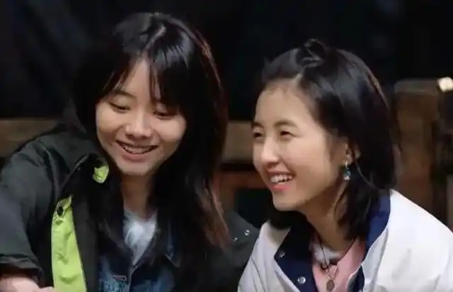 谭松韵问张子枫:在蘑菇屋最大的收获是什么?九字回复全场笑翻