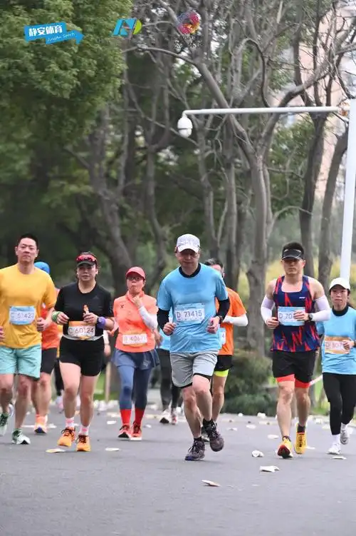 2024上海静安半程马拉松现场图