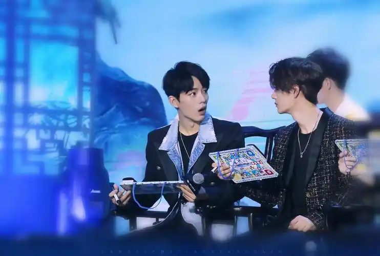 王一博 肖战博君一肖图片来自微博@浪里赤… - 堆糖,美图壁纸兴趣社区