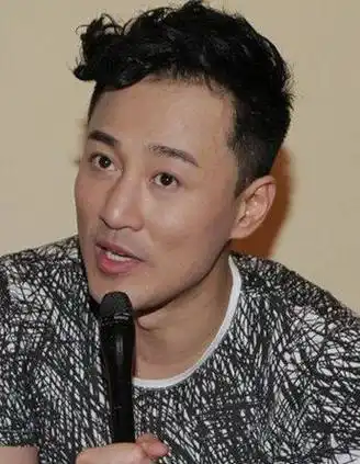 80年代的人群喜欢的发型,简约还时尚,都看看吧!