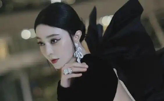 格局打开范冰冰帮范丞丞出手