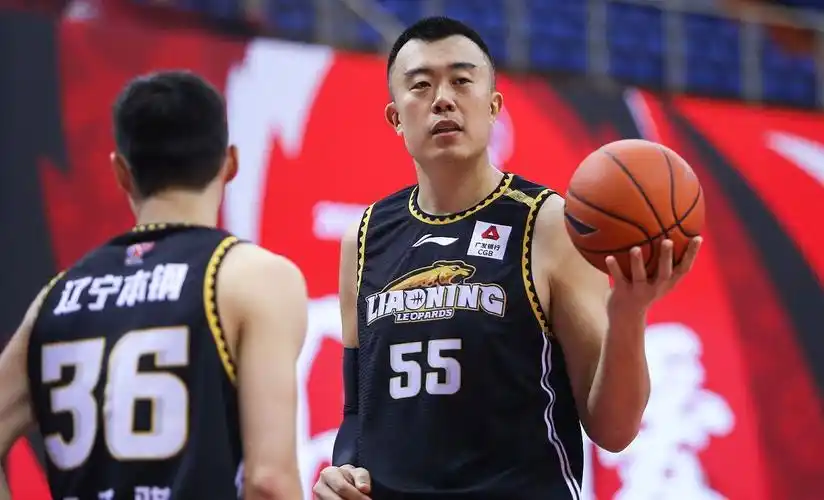 辽宁队现任队长是谁