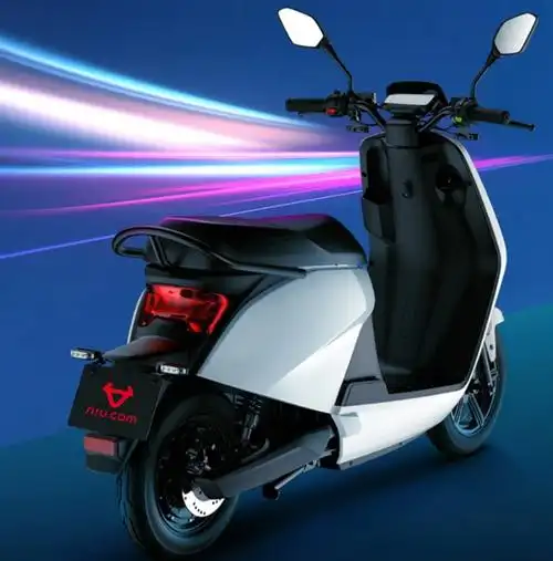 小牛电动车g3c来了600w节能电机石墨烯电池续航里程远不虚标