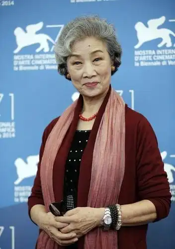 吕中组图:老一辈的演员塑造了不少形象,如今已经78岁了!