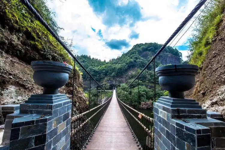 修水林泉三舍民宿 东浒寨风景区 双早· 宿景区内特色民宿>