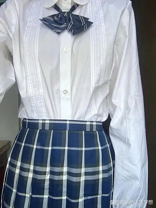 石家庄二中校服 礼服真是太好看啦!期待了好久终于穿上了!