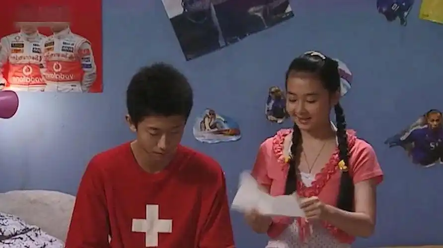 家有儿女:佳佳为了集体荣誉,专门跑来找刘星,无奈啊