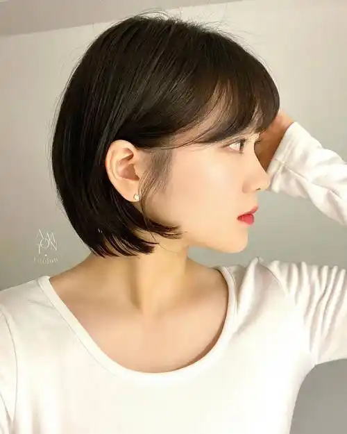 女士短发别乱剪,最时尚还是波波头,百变减龄美美哒_发型_女性_刘海