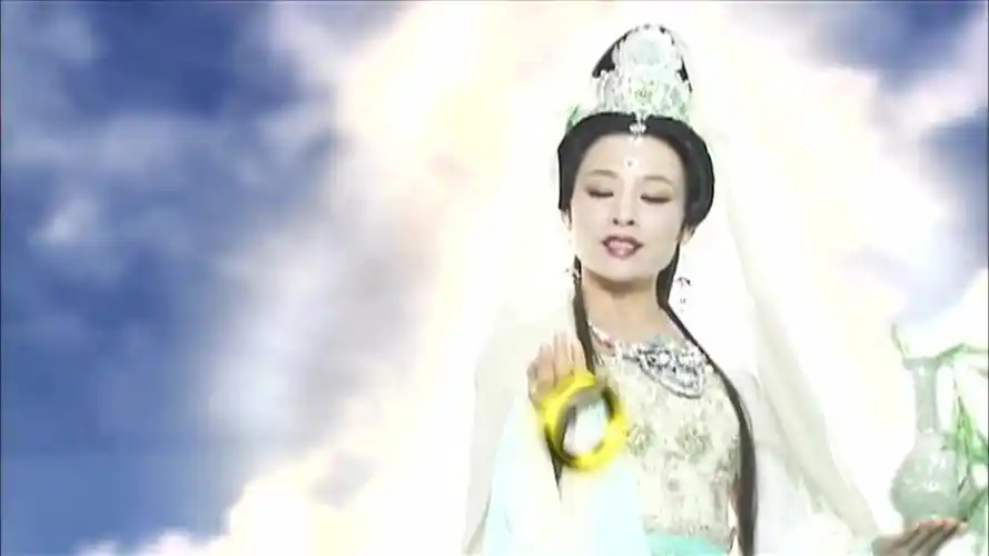 南海观音菩萨降伏红孩儿,刚服法就反悔,观音菩萨赐金箍儿给他