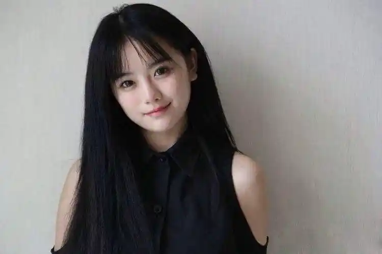 新一代的宅男纯情女神南笙