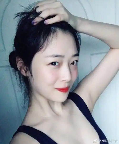 崔雪莉,媚气,甜味,欲感交织成了一个唯一. - 知乎