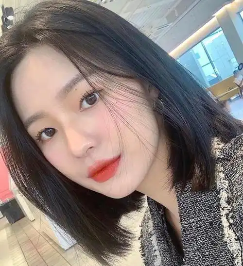 这4款发型才显气质更时髦,也是2021热门流行款|脸型|长卷发|刘海|齐肩