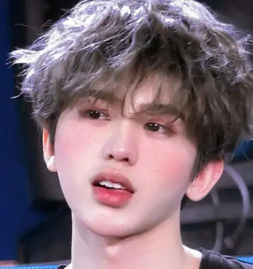 蔡徐坤绝美照片