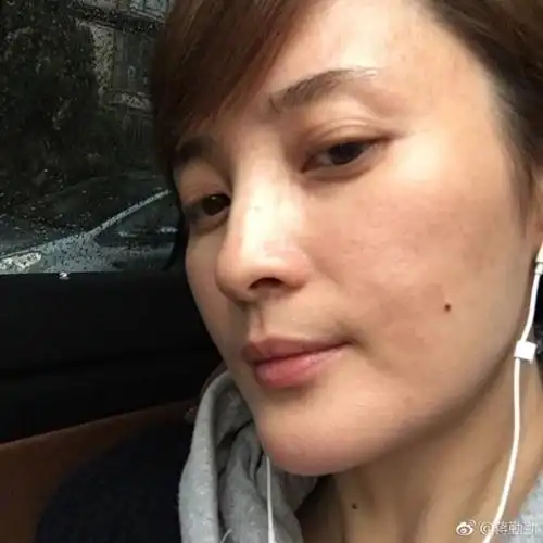 女星自晒惊悚素颜照 蒋勤勤梅婷宁静是故意吓人的?