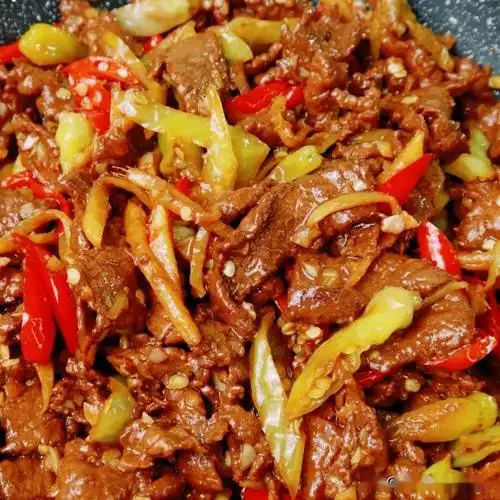 美食家常菜推荐泡椒炒牛肉紫苏牛蛙煲泡椒鲈鱼煲超美味哟