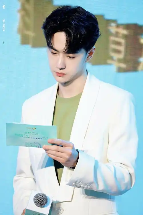 百雀羚 王一博#  2021.11.