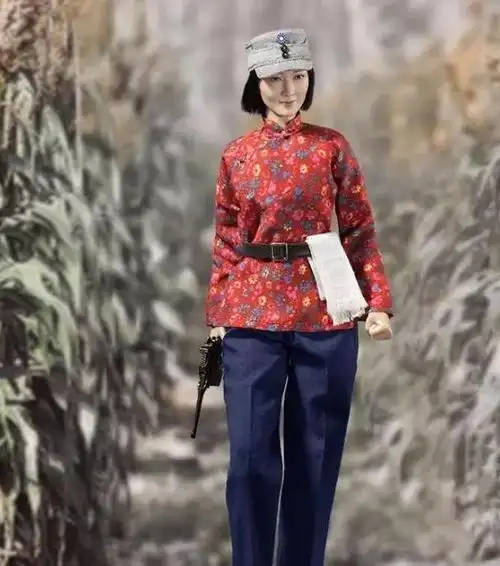 这么好看的八路军女兵就是李云龙也顶不住呀