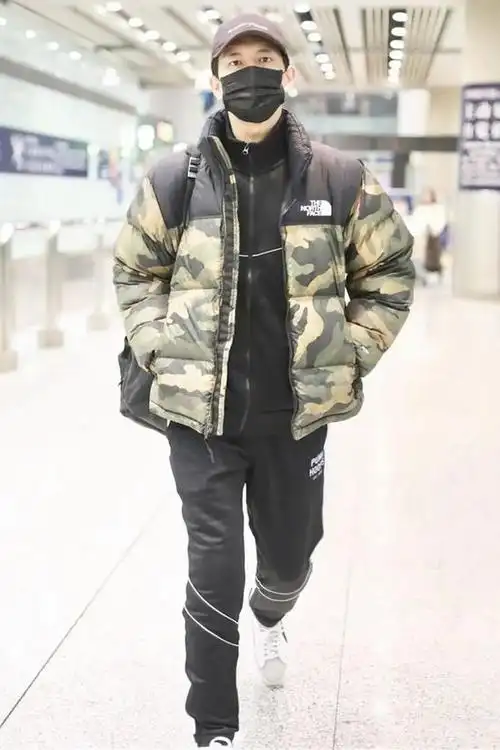 还买加拿大鹅我已被吴亦凡上班穿的羽绒服种草了