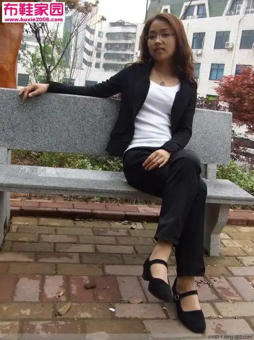 【布鞋情怀】爱穿布鞋的小媳妇(153p)