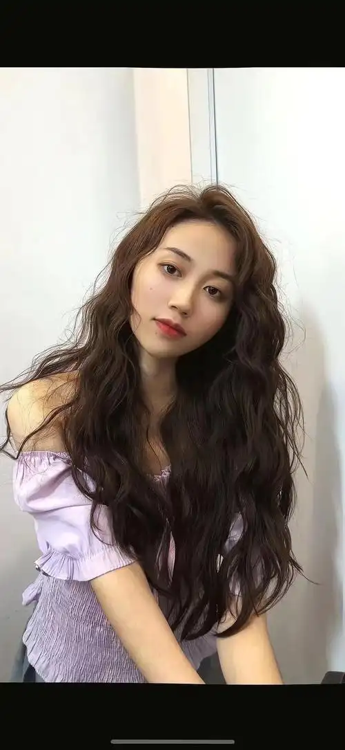 慵懒法式复古卷发