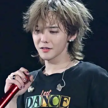 权志龙头像2020最新 权志龙超帅的微信头像