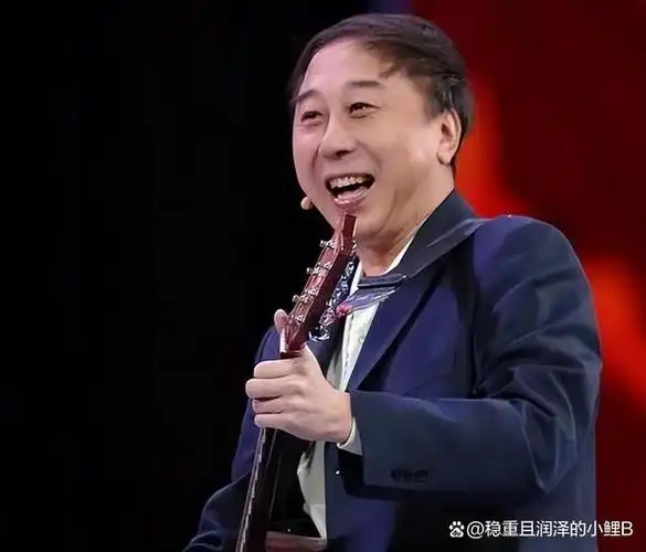 沮丧离场,而是与郭冬临,牛莉,闫学晶等人一起在春晚舞台上熠熠生辉