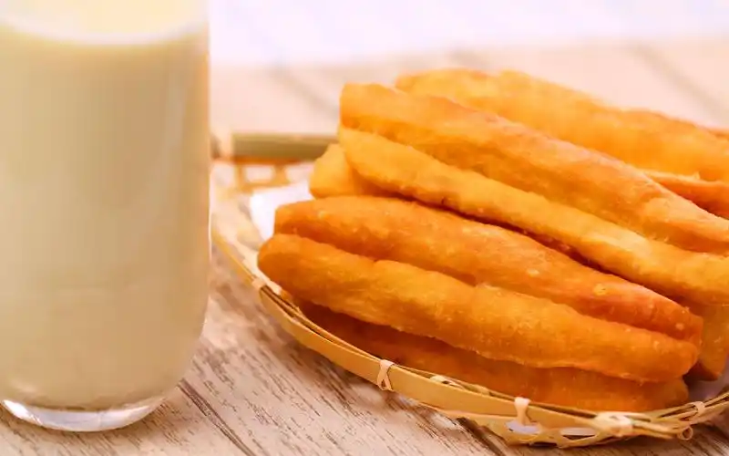 【嘟嘟熊吃货日记】豆浆配油条营养又卫生,必吃早餐星人快学起来