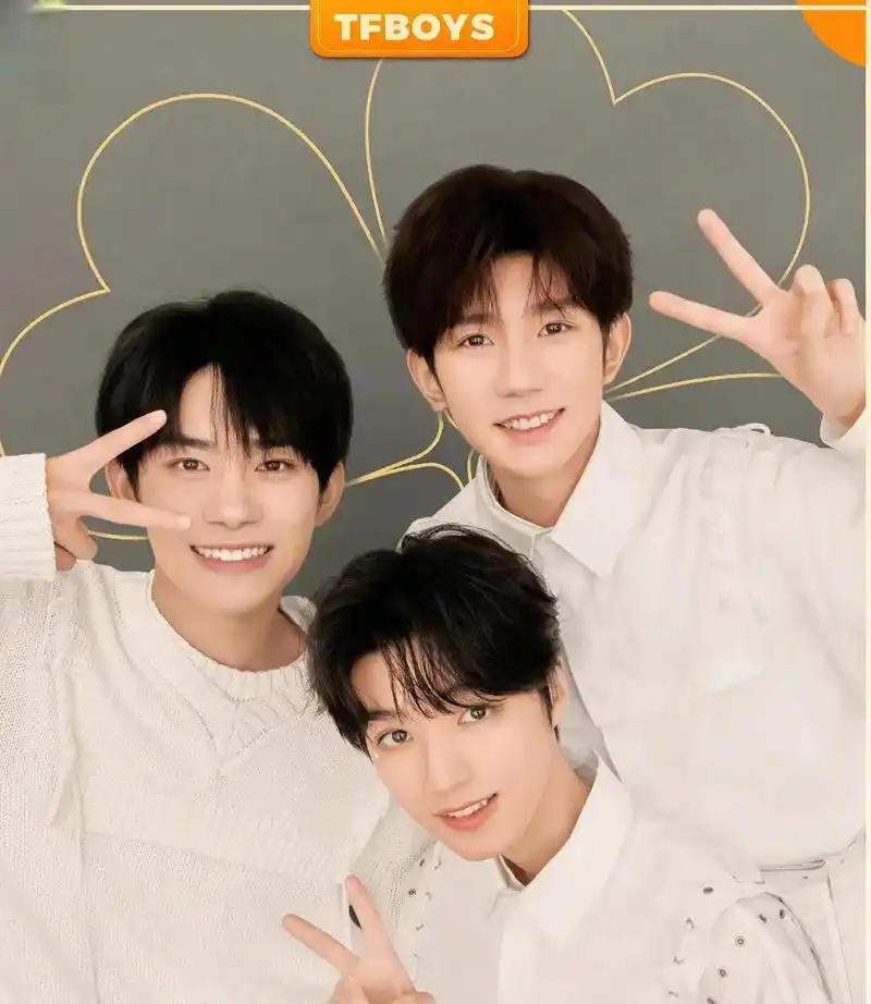 tfboys十年命运揭秘:天赋,选择与娱乐圈的必然 十年前的tfboys,以其