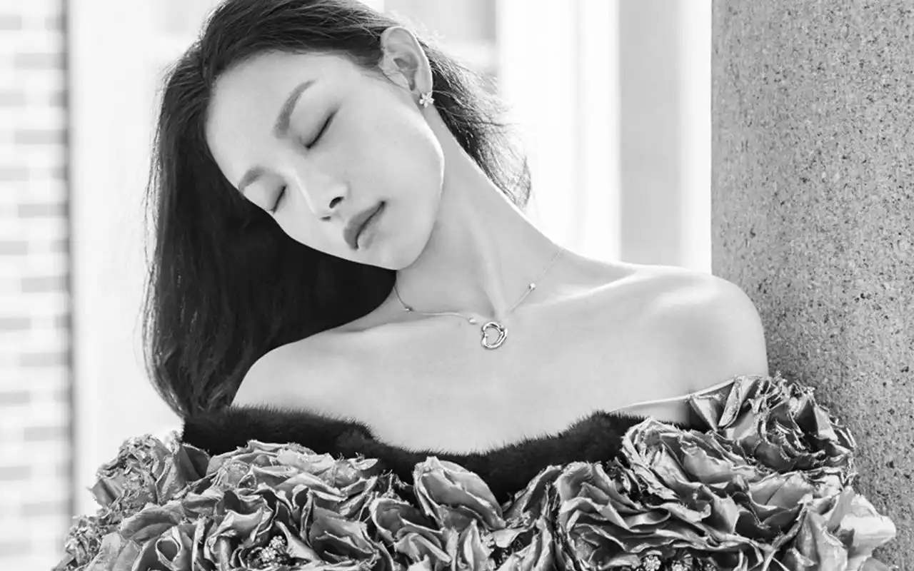 倪妮文艺范性感迷人写真图片桌面壁纸