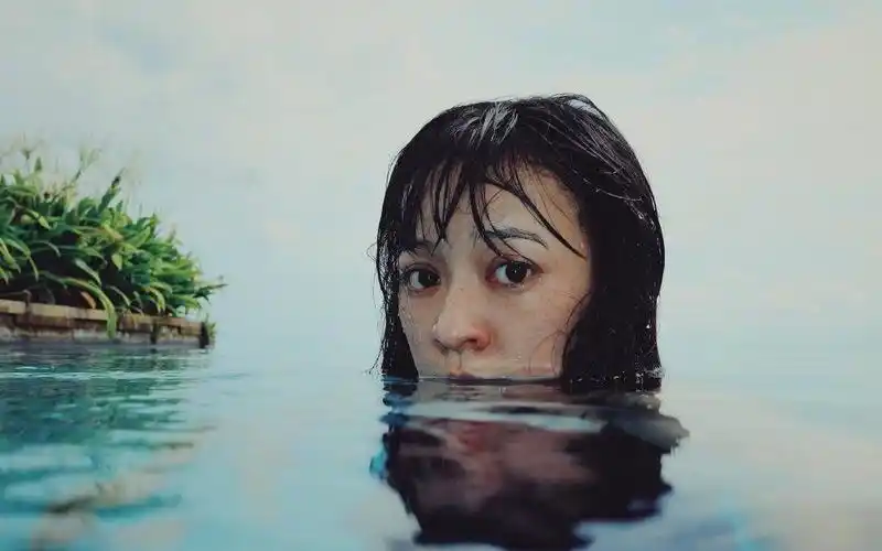 陈意涵晒孕期出水芙蓉照,透露b超显示宝宝会摆高难度瑜伽姿势