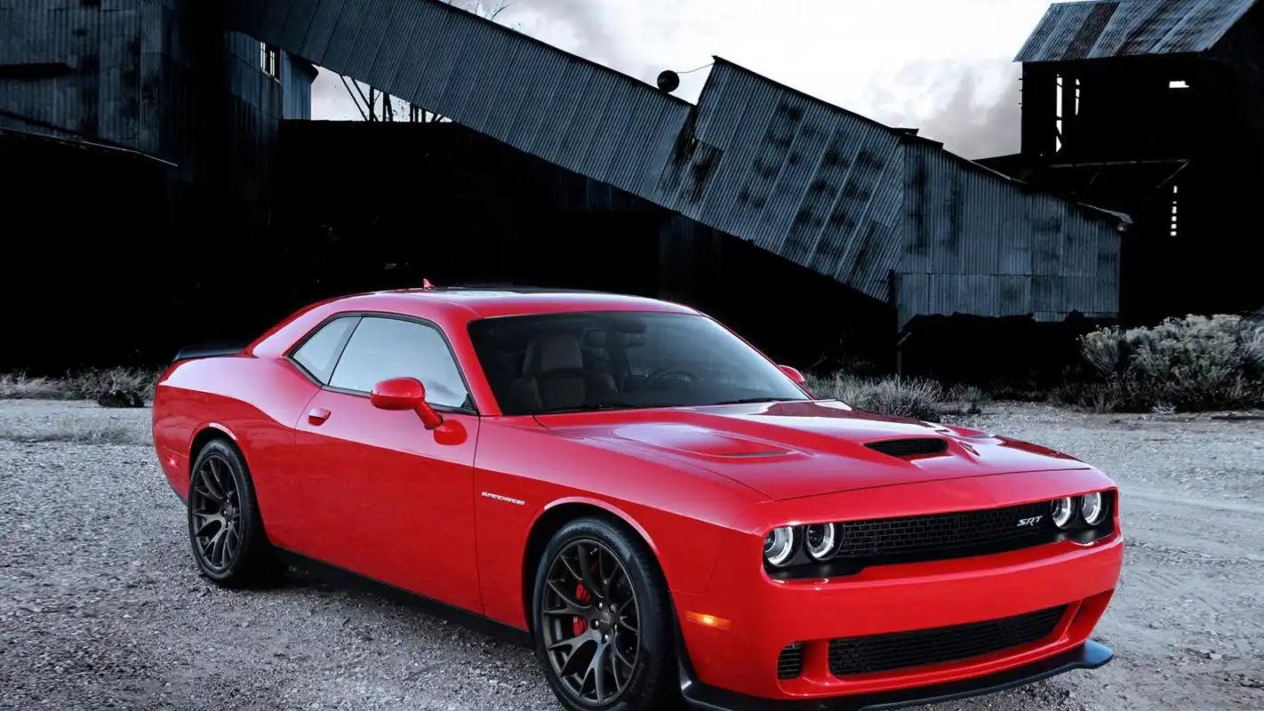 红色道奇炫酷跑车图片桌面壁纸,红色道奇炫酷霸气的汽车图片,欢迎继续