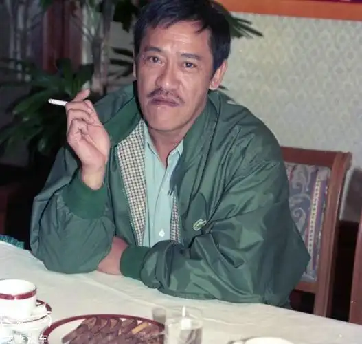 一直都被誉为"黄金配角",是很多港片迷心目中的重要绿叶演员,也是香港