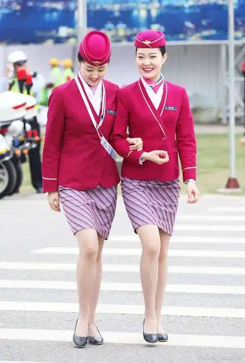 为何空姐下飞机后不直接回家而是选择睡酒店原因让人心疼