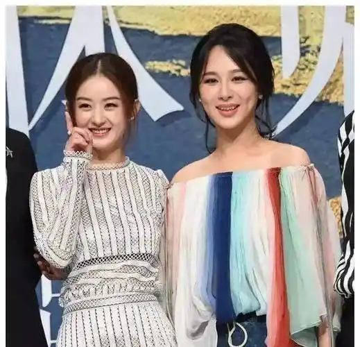 娱乐圈新闻:董洁与景甜同框土气爆棚?杨紫赵丽颖合照引尴尬!